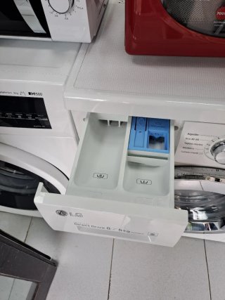 Lavadora Secadora LG Direct Drive 8/5kg 1400rpm