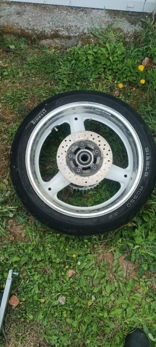 Piezas Suzuki GSXR Srad 750 99!!