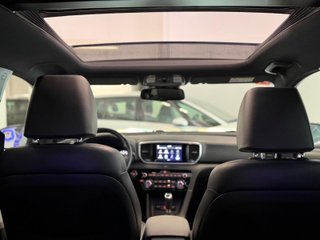 KIA Sportage GTline, techo panorámico!