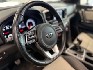 KIA Sportage GTline, techo panorámico!