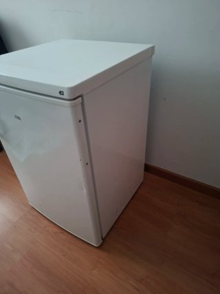 Nevera Etna KKV155WIT Blanca