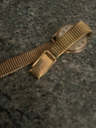 Reloj de pulsera dorado para mujer vintage