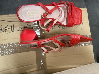 Sandalias GODY verano tacón bajo naranja