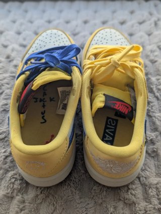 Travis Scott x Air Jordan 1 Low "Canary" 29.5