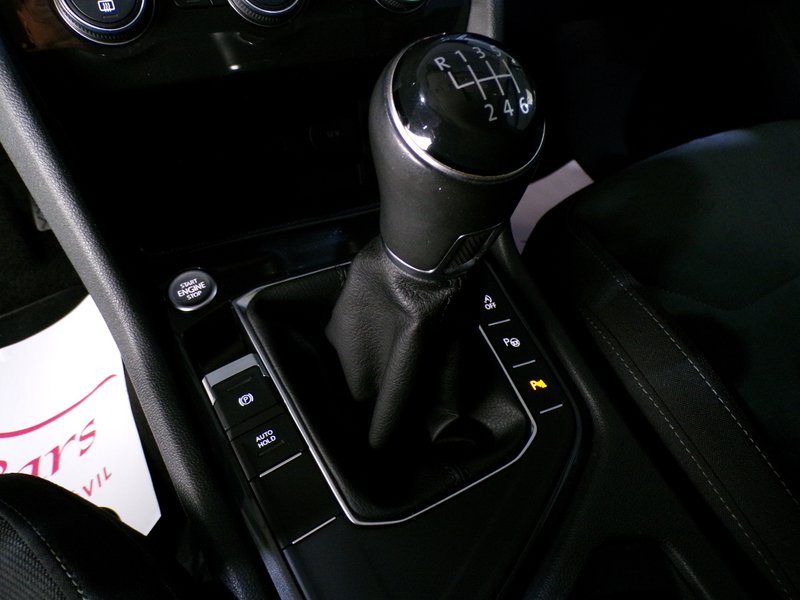 Volkswagen Tiguan 2019, foto 35