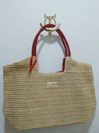 Bolso de playa Clarins beige y rojo