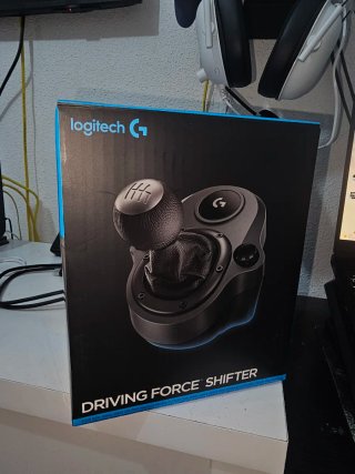 Volante con caja de cambio Logitech G923 TRUEFORC