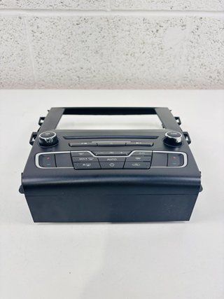 Mandos climatizador Ford Mondeo 2014-2019 HS7T18E245