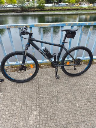 Bicicleta B'Twin Rockrider 500