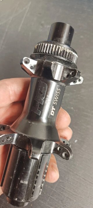 DT Swiss Cubo Roda 11v Road