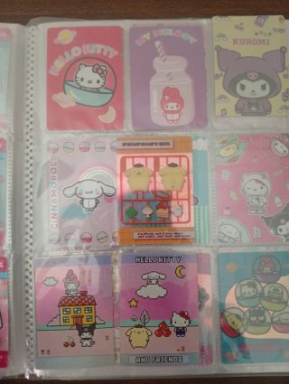 Album Hello Kitty and Friends + lattine + limitate