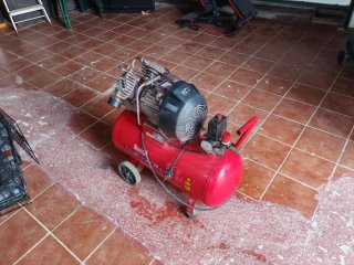 Compresor 50L (No funciona)