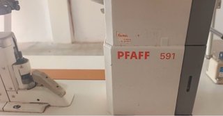 Máquina de coser PFAFF 591. Muy poco uso real