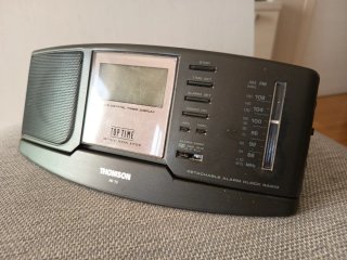 Radio Despertador Thomson RR 70