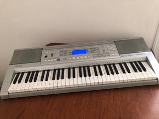 Casio CTK-810 Piano Digital