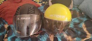 2 cascos de moto