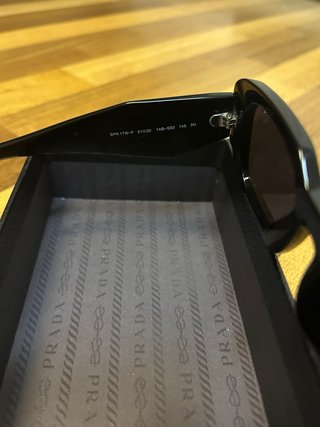 Occhiali da sole Prada neri