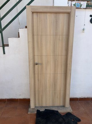 Puerta de interior madera con cristal 203x0,82,5
