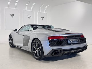 Audi R8 V10 FSI 570cv Performance RWD S tronic
