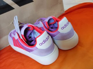 Zapatillas Adidas Moradas y Rojas