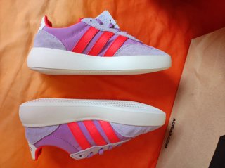 Zapatillas Adidas Moradas y Rojas