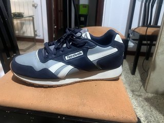 Reebok talla 45 azul/gris usadas 2 veces