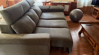 Sofá chaiselongue tela verde