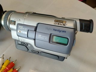 Cámara Sony Digital 8 DCR-TRV235E (Full equip)