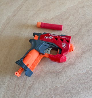 Nerf MEGA BigShock