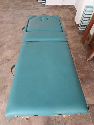 Camilla de masaje plegable de madera – 3 cuerpos