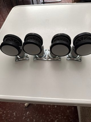 Ruedas para muebles (4 unidades)