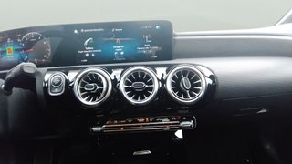 Mercedes-Benz CLA 180 100 kW (136 CV)
