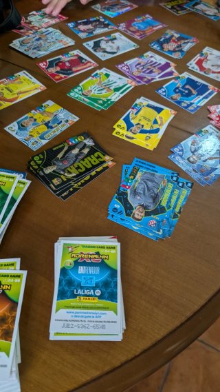 Cromos Adrenalyn 2024-25 Caja Serie Oro