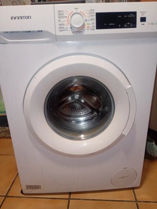 Lavadora Infiniton Blanca