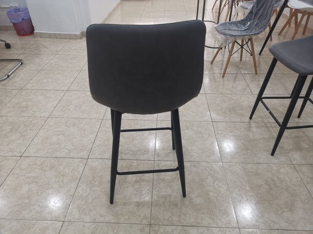Taburetes altos grises (4 unidades)