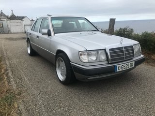 Mercedes-Benz Clase E 1988