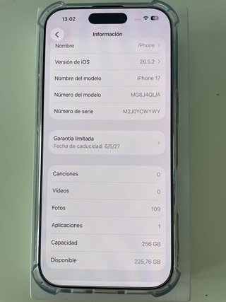 iPhone 17