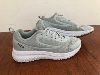 Zapatillas Fila Grises Talla 39