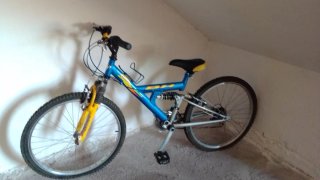 Se vende Bicicleta Montaña BH roja