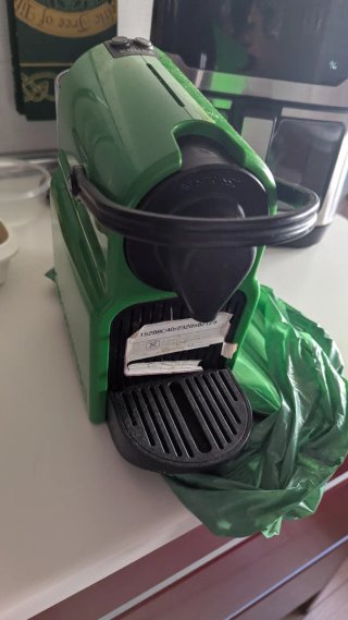 Cafetera Nespresso Verde