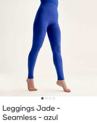 Conjunto deportivo Born Living Yoga azul Talla L