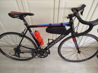 Bicicleta de carretera Megamo R8 talla 56