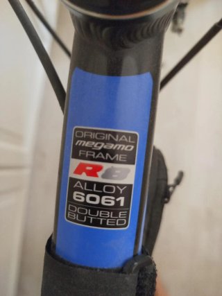 Bicicleta de carretera Megamo R8 talla 56