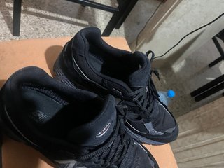 New Balance 45 Negro/Gris Usadas 2 Veces