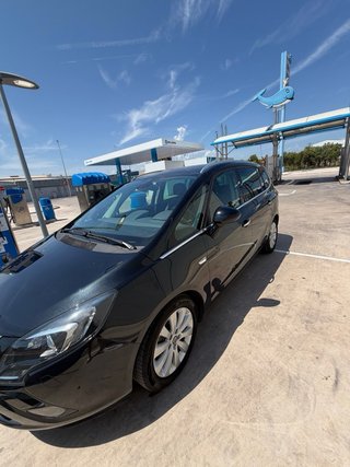 Opel Zafira 2012