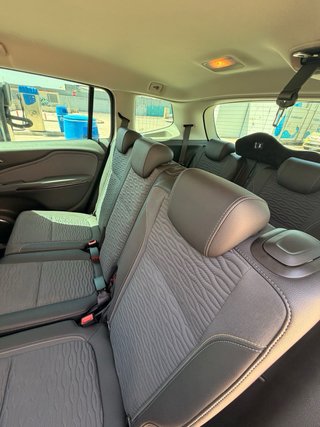 Opel Zafira 2012