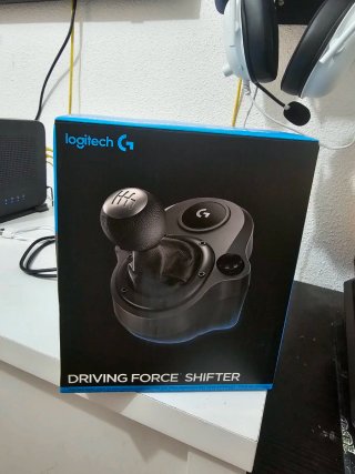 Volante Logitech G923 TRUEFORCE Xbox