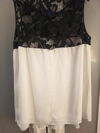 Blusa Pianoforte Negra y Blanca Talla M