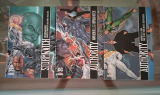Saga cómics Authority