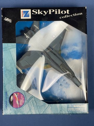 Maqueta Avión Combate F/A-18 Navy SkyPilot